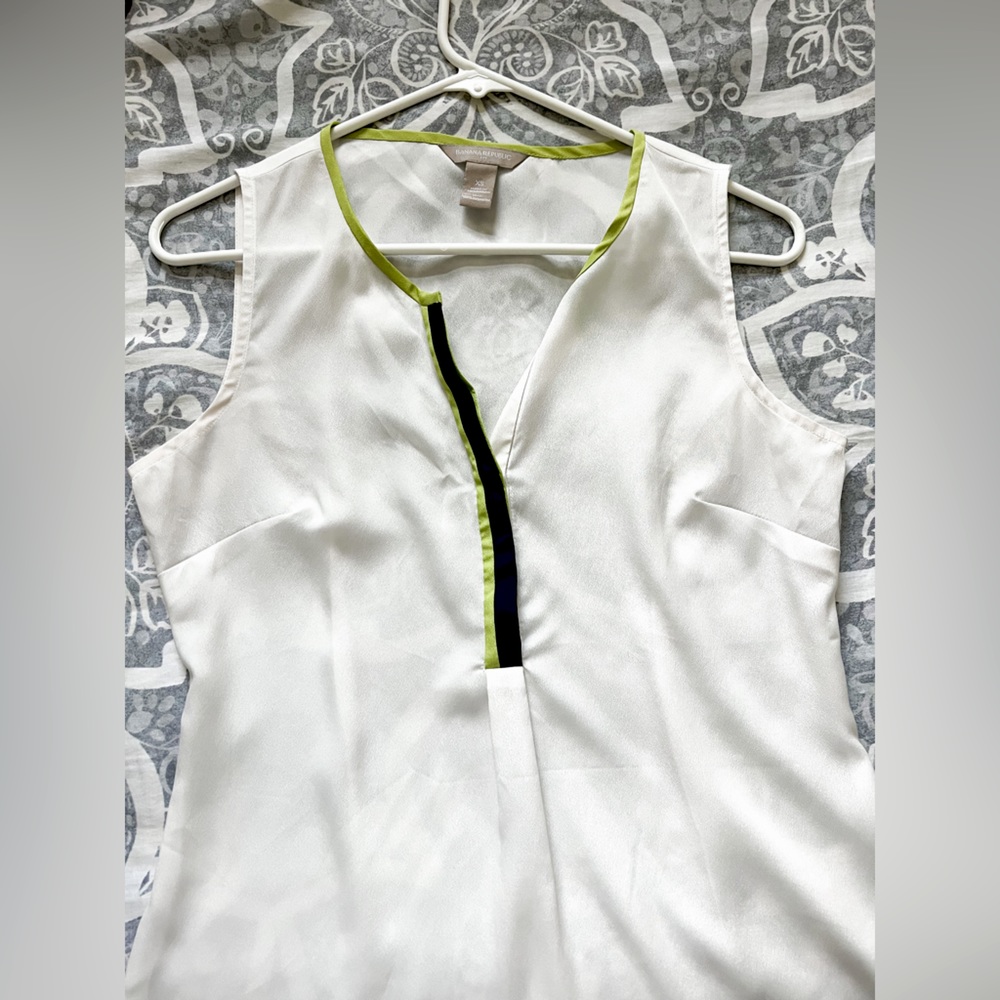 Banana Republic White Silky Tank with Navy & Like Detail